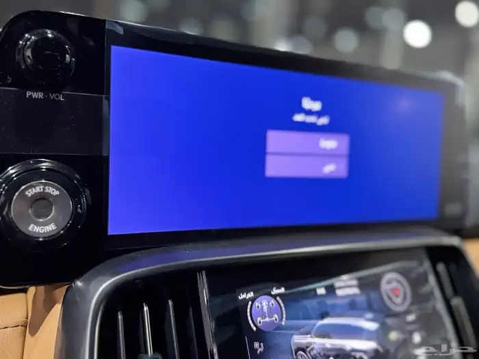 لكزس BB LX 600 بريمي 2025 اللون ابيض - جملي 23