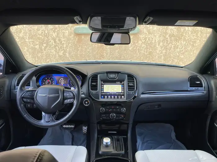 كرايزلر C300s موديل 2021 32