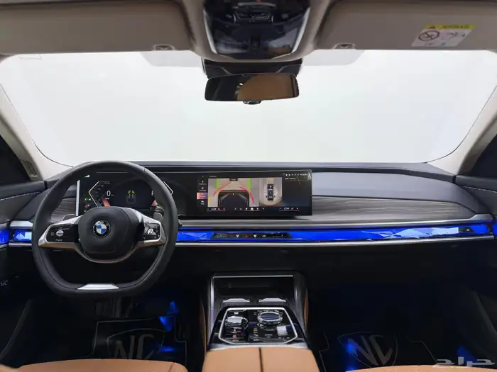 بي ام 735i 2026 10