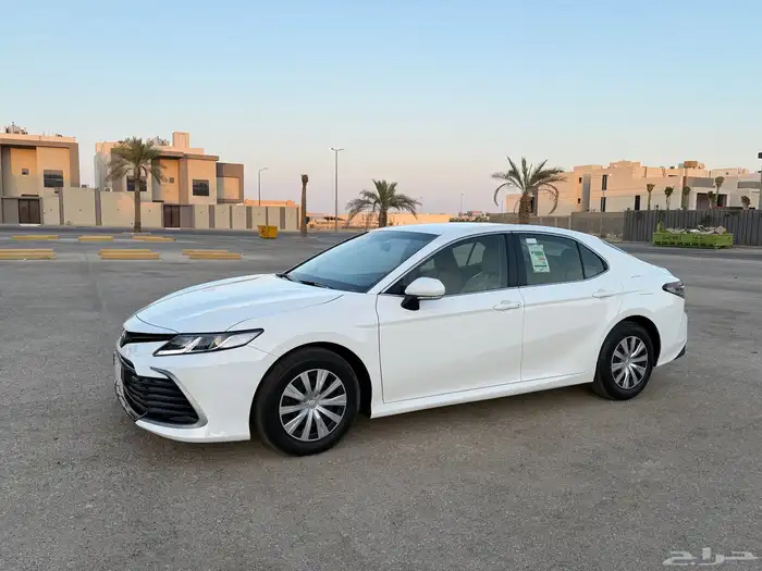 كامري 2022 مخزنه وارد الساير 8 نمر 7