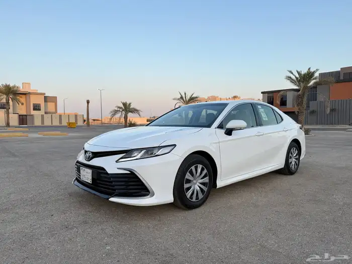 كامري 2022 مخزنه وارد الساير 8 نمر 4