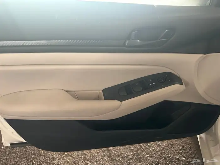 نيسان التيما S استندر 2026 ابيض رصاصي اسود 5