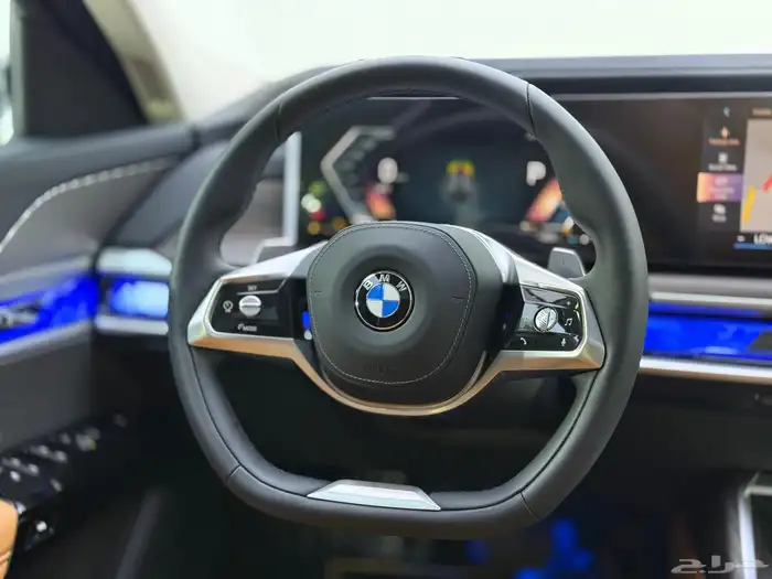 بي ام 735i 2026 7