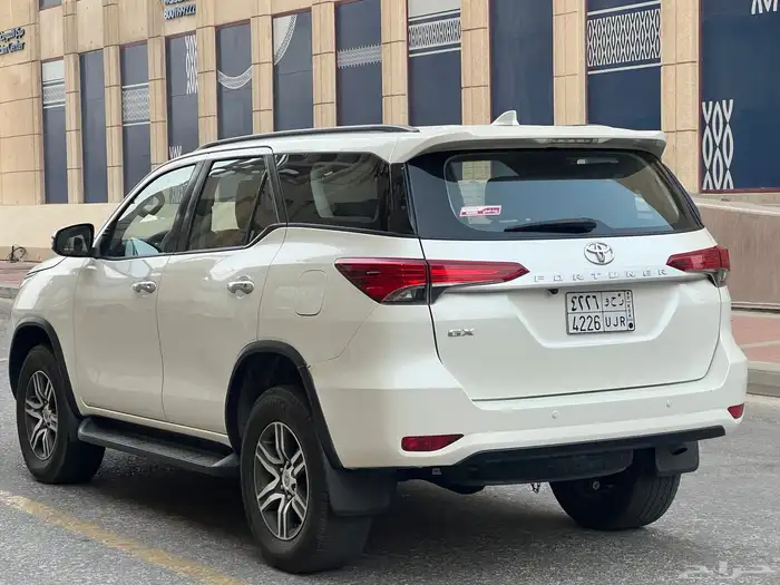 تويوتا فورتشنر موديل 2022 ديزل تيربو 9