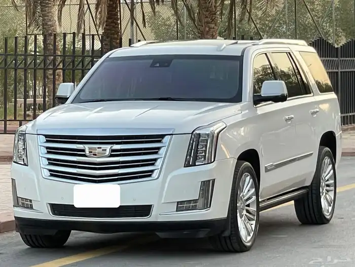 كاديلاك اسكاليد 2016 فل سعودي 0