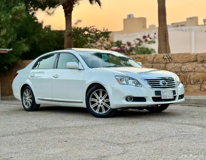 للبيع تويوتا افالون 2007 ((نظيف)) 15