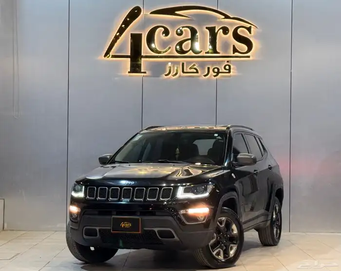 جيب كومباس تريل هوك 2018 (( بحالة ممتازة )) 0