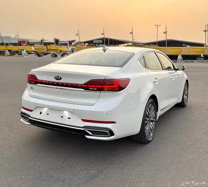 كادينزا 2020 - 4 سلندر فل بدون بنورما بحالة الوكاله للبيع 5