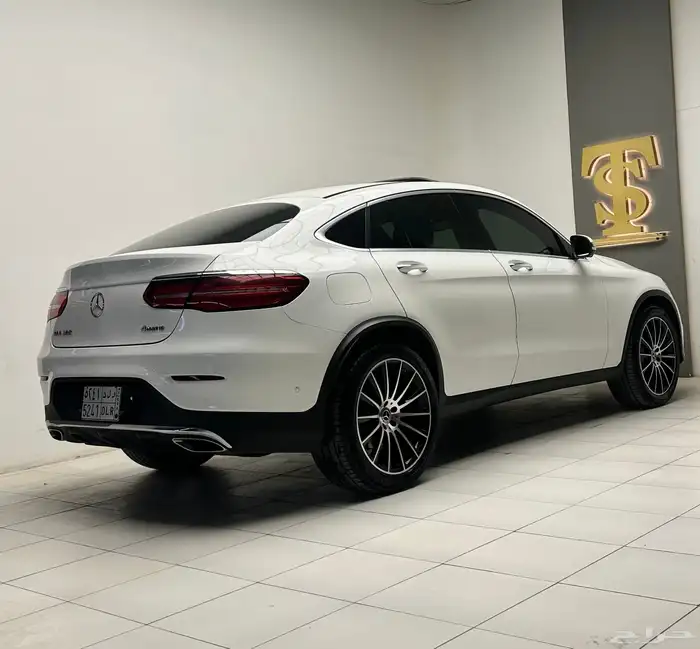 مرسيدس 2019 ( GLC300 ) 3