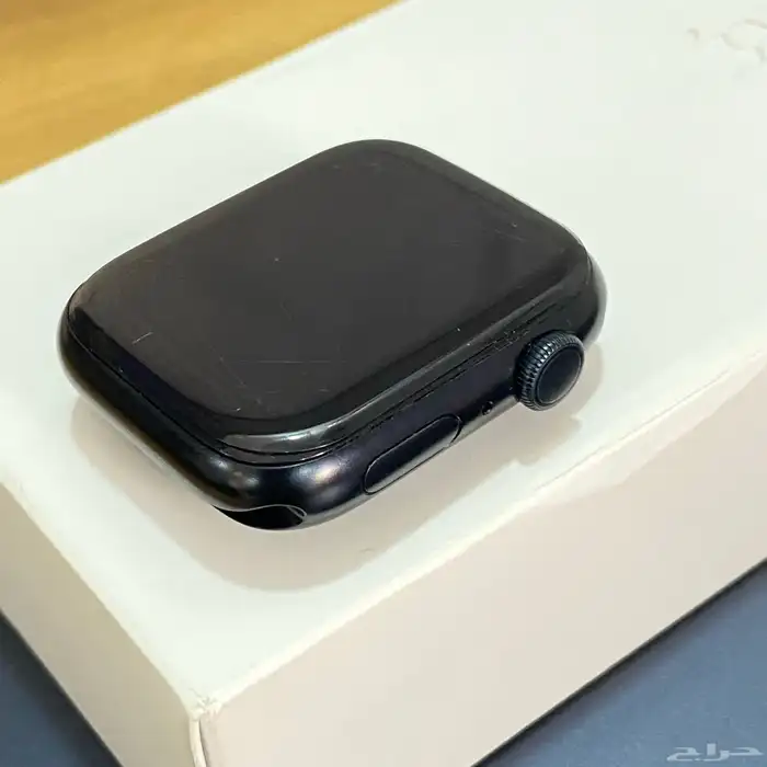 للبيع ساعة أبل  Apple Watch For Sell 4