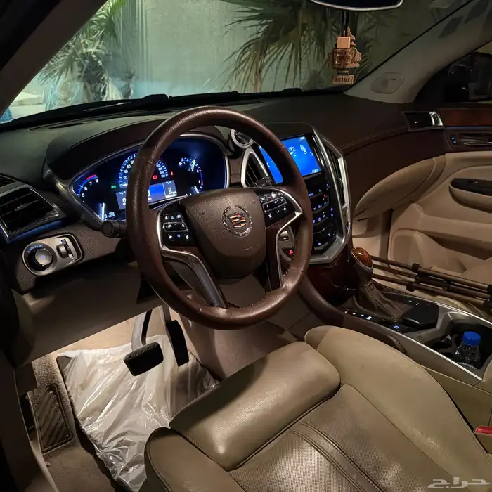 كاديلاك srx فل كامل وكالة 2014 31