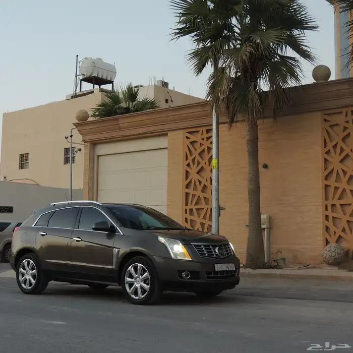 كاديلاك srx فل كامل وكالة 2014 17