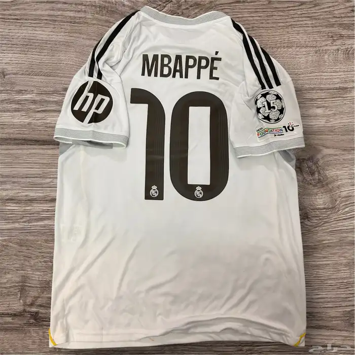 تيشيرت ريال مدريد الموسم الحالي مقاس M طباعه امبابي 1