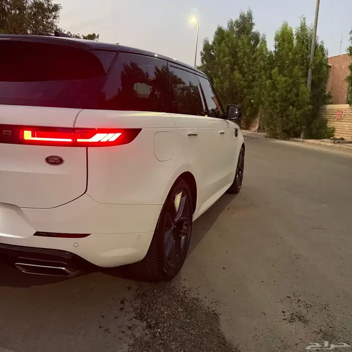 رنج روفر سبورت HSE فل كامل وارد الناغي تحت الضمان 1