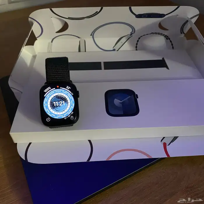للبيع ساعة أبل  Apple Watch For Sell 9