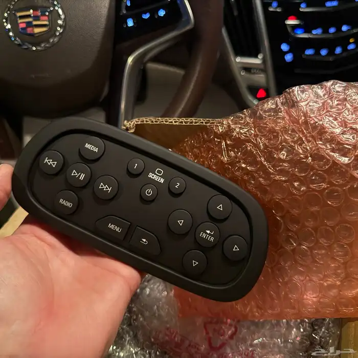 كاديلاك srx فل كامل وكالة 2014 32