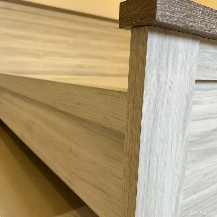 سرير - كمدينة - مرايه تسريحه- دولاب - كرسي تسريحه - كنب 6