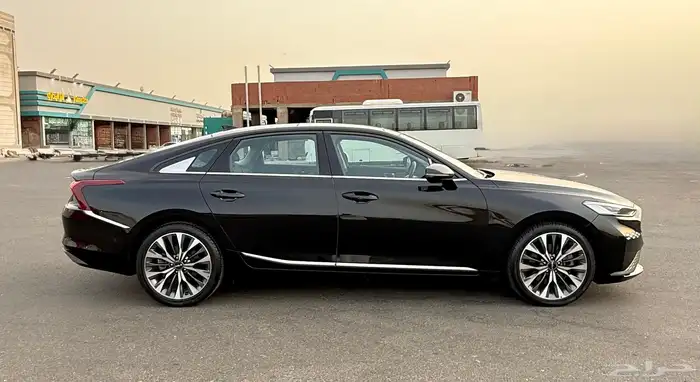 كيا K8 بنورما 2022 - 4 سلندر فل كامل بحالة الوكاله للبيع 6