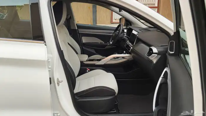 جيلي جيب كولراي 2023 21