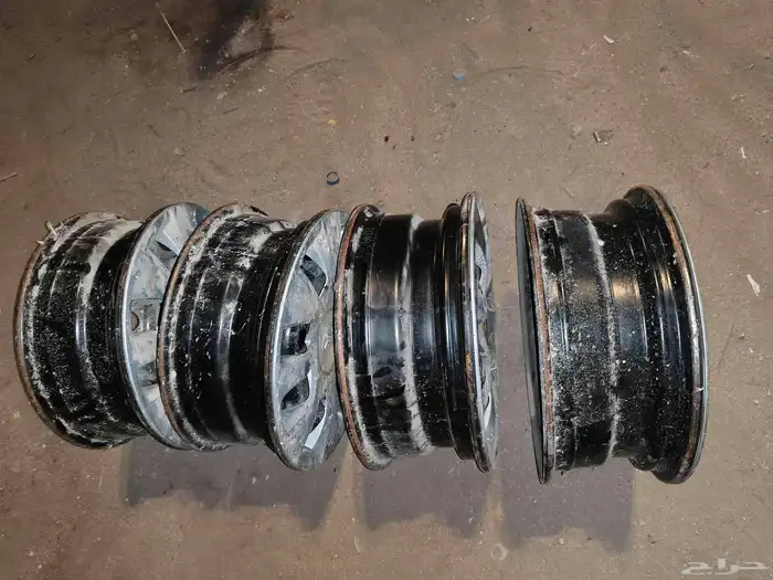 السلام عليكم عندي جنوط سياره كورولا 2014 حديد ما شاء الصامل 0