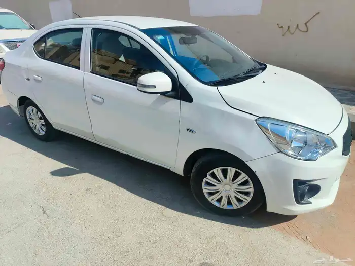 Mitsubishi Attrage 2018 1