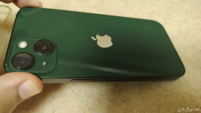 ايفون 13 حاله ممتازه 1