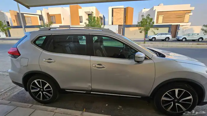 نيسان اكس تريل 2018 فل كامل. 3