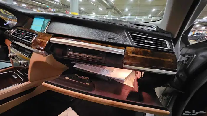 بي ام دبليو نظيف جدا للبيع bmw 730 li 2013 35