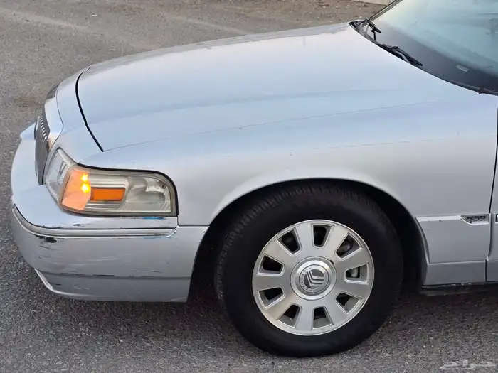 فورد جراندماركيز 2003 - سعودي الجزيرة 17