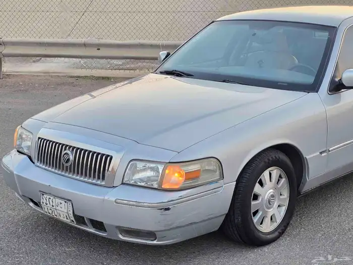 فورد جراندماركيز 2003 - سعودي الجزيرة 15