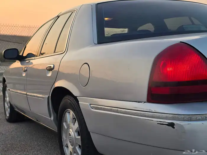 فورد جراندماركيز 2003 - سعودي الجزيرة 25