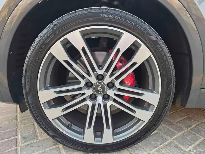 اودي SQ5 2023 للبدل بي A8 او رابتر او F150 11