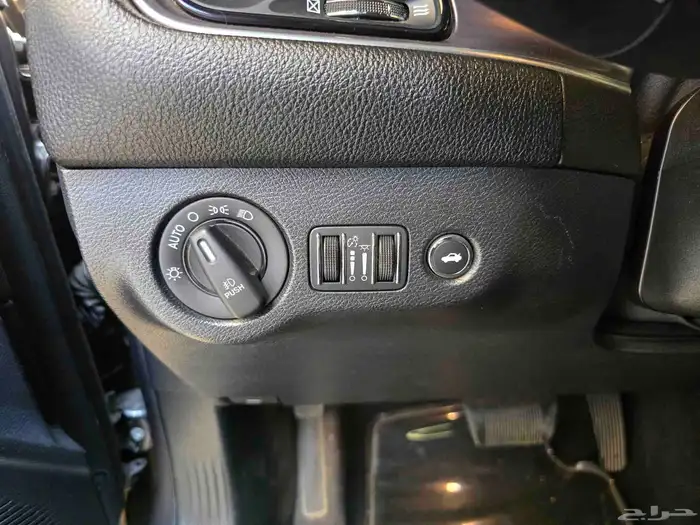 دودج تشالنجر 2018 SXT V6 7