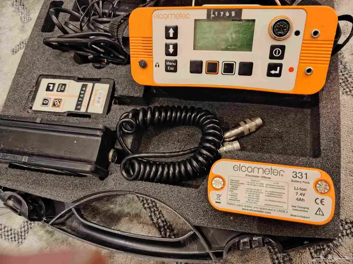 جهاز elcometer 331 ل تحديد موقع وقياس عمق و قطر اقطار تسليح 0