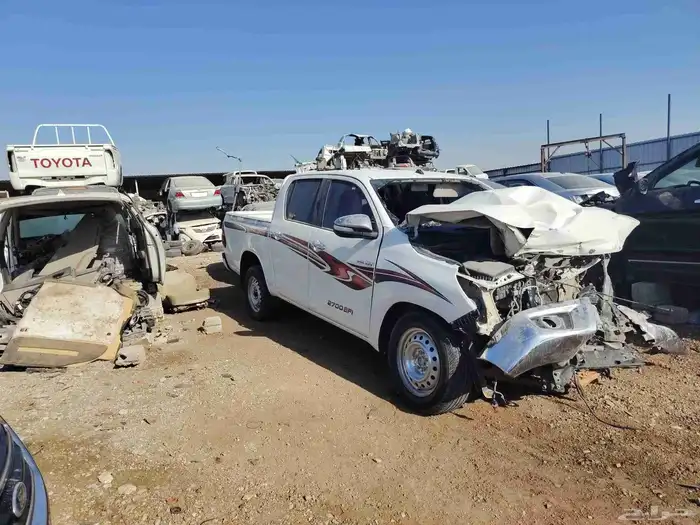 السلام عليكم ورحمة الله وبركاته يوجد لد 3