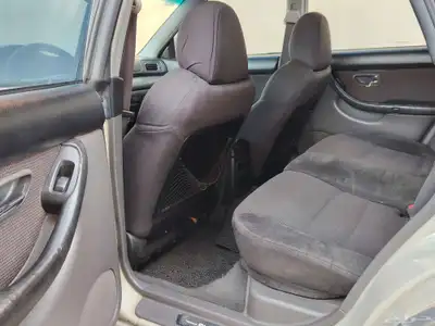 سوبارو اوت باك 2001 index