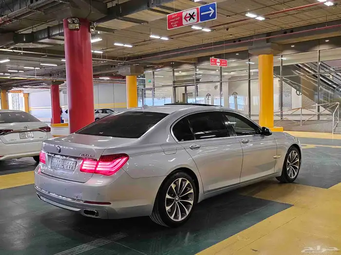 بي ام دبليو نظيف جدا للبيع bmw 730 li 2013 24