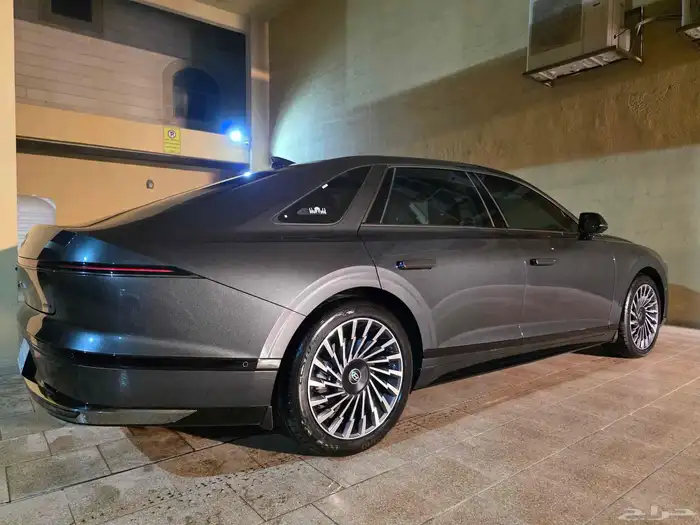 هيدواندي ازيرا 2025 فل كامل فئة كاليجرافي 10