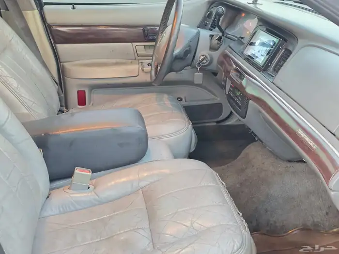 فورد جراندماركيز 2003 - سعودي الجزيرة 9