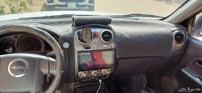 ايسوزو ديماكس 2008 4