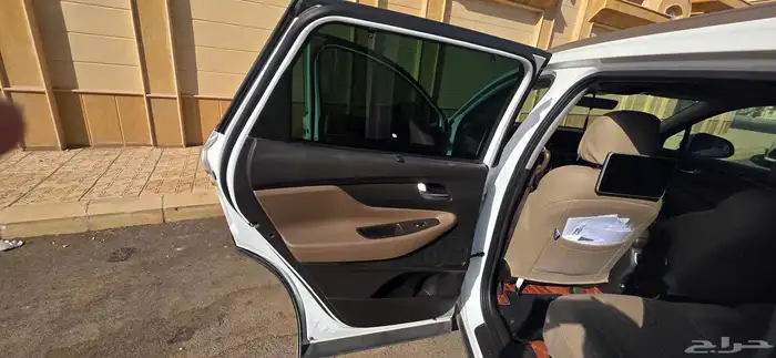 هونداي سنتافي موديل 2024 فئة سمارت 8