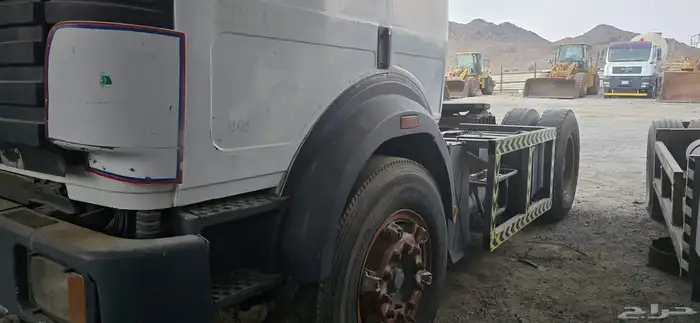 راس مرسيدس البي موديل 1997 مقاس 2038 قير عايدينظيف 4