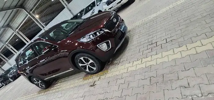 كيا سورنتو 2016 5