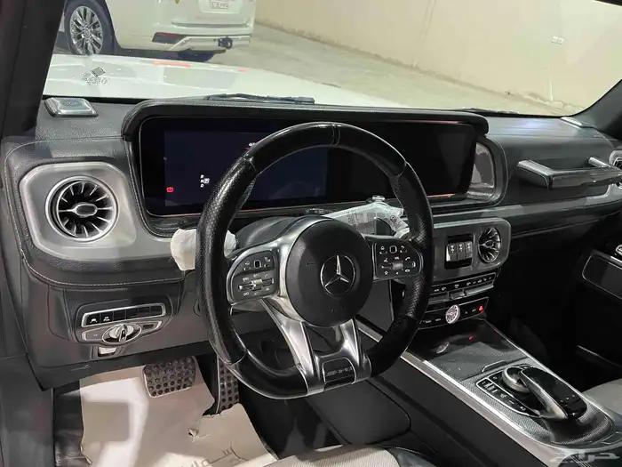 للبيع مرسيدس جي كلاس 2019 دبل نايت بكج G63 7