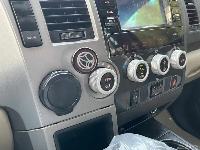 تويوتا سيكويا 2011 سعودي 14