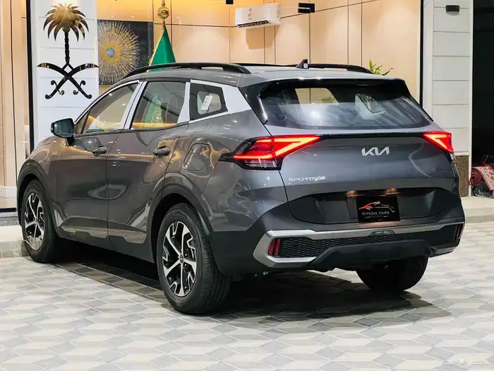 كيا سبورتاج 2025 جديد اصفار (متوفر الوان ) 4