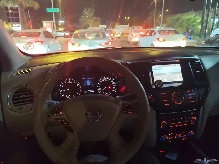 للبيع او البدل نيسان باثفايندر وكاله ممشى قليل نظيفة بالهفوف 32