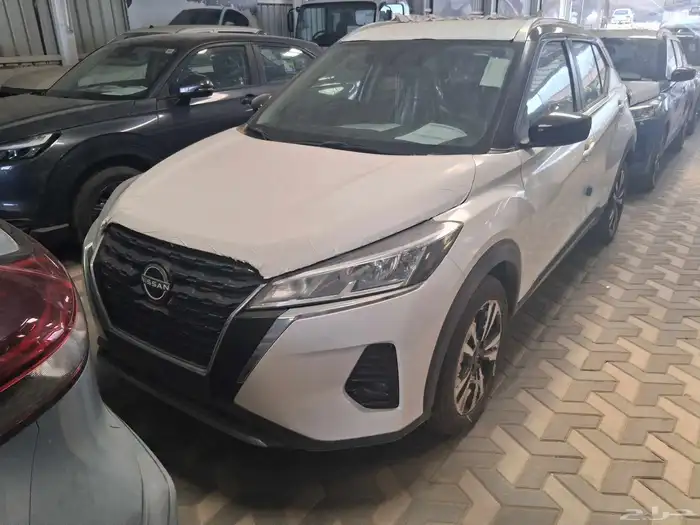 نيسان كيكس نص الفل موديل 2024 4