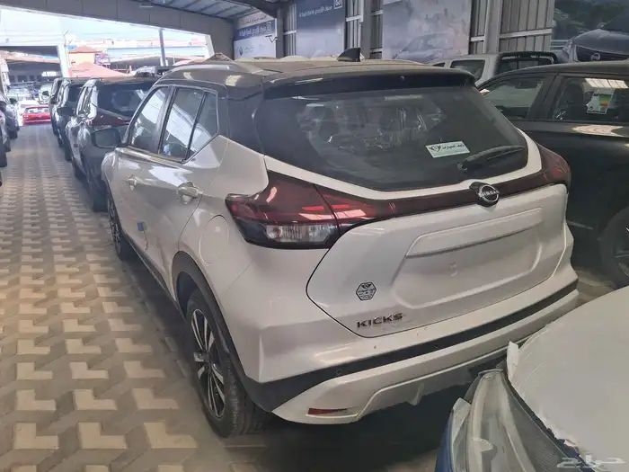 نيسان كيكس نص الفل موديل 2024 1
