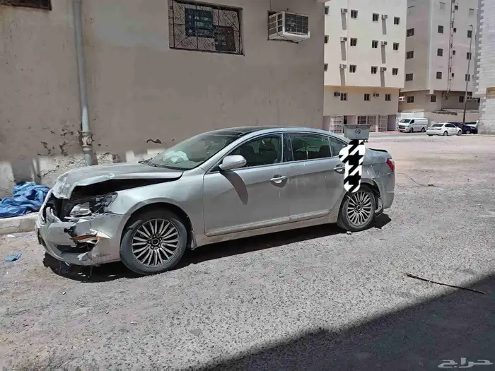 سياره كيا كادينزا 2012 مصدومه للبيع 3